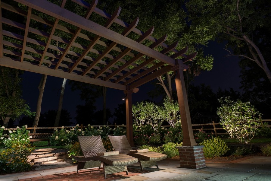 spring-revival-bringing-your-outdoor-areas-to-life-with-lighting