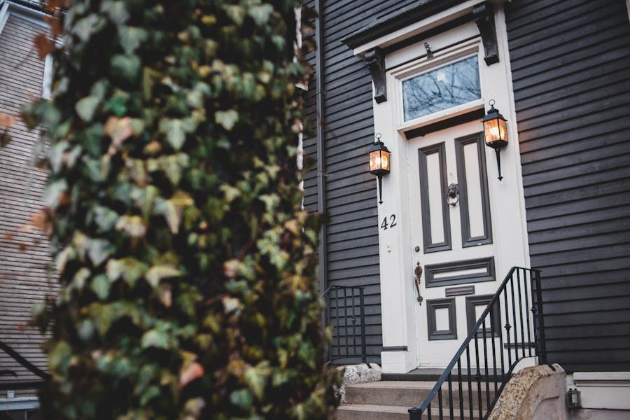 shine-a-light-on-holiday-security-this-season